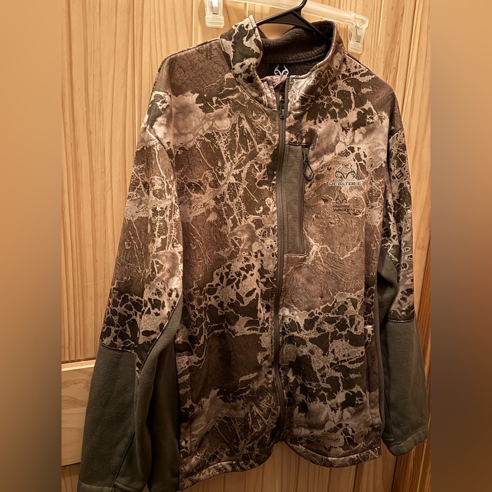 Realtree Xtreme Men's Performance Camouflage Jacket size XL